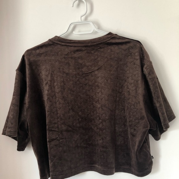 Adidas tone on tone velour too. Size xlarge. Perfect condition - Picture 2 of 3